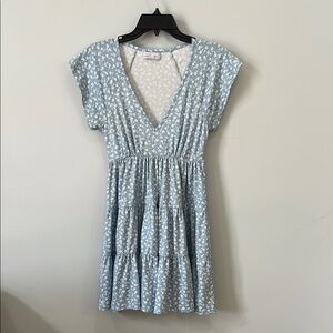 ⭐️ Urban Outfitters Blue Floral V-Neck Mini Dress XS Elastic Waist Cottagecore